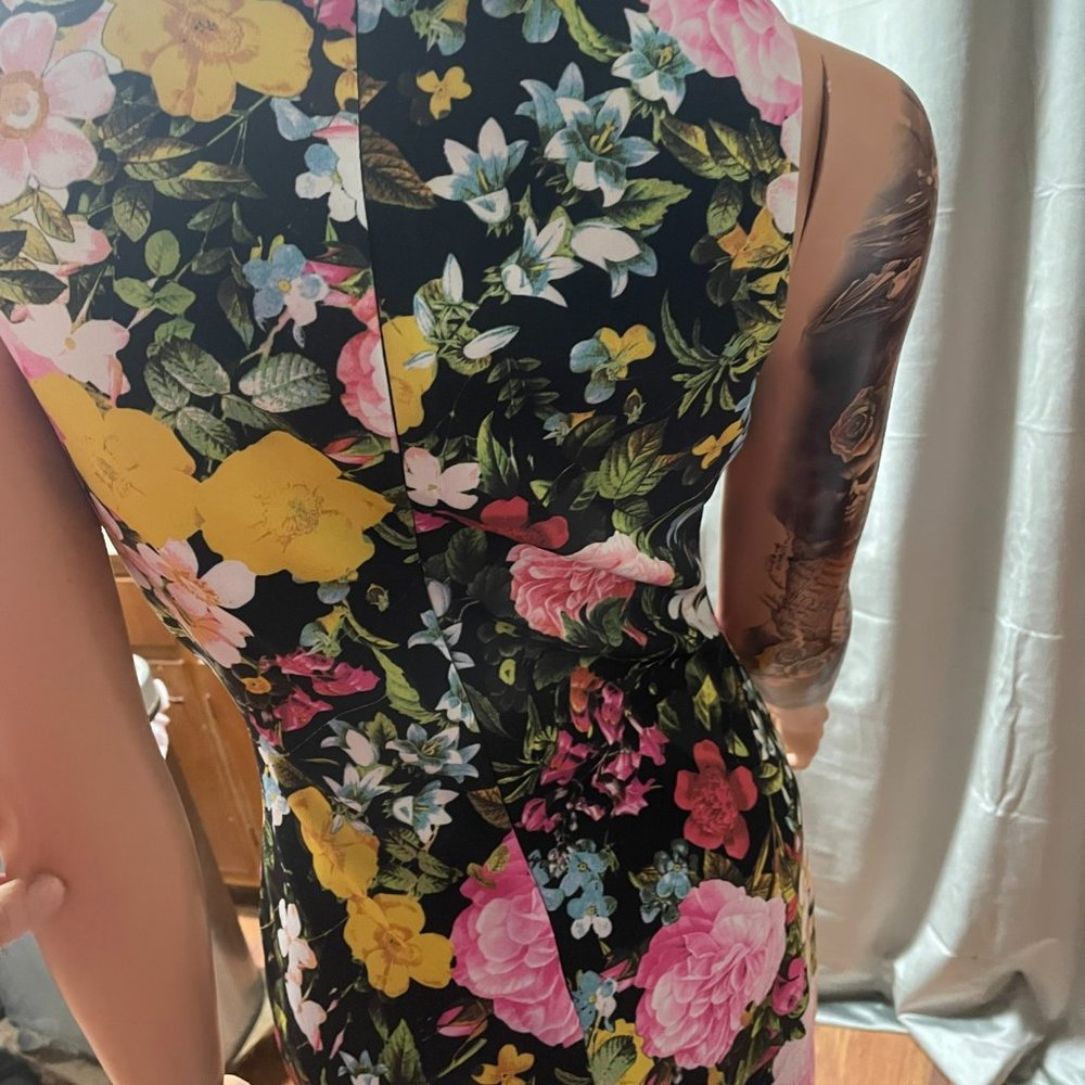 NY & Co Stretch - Floral Dress S - Picture 2 of 3